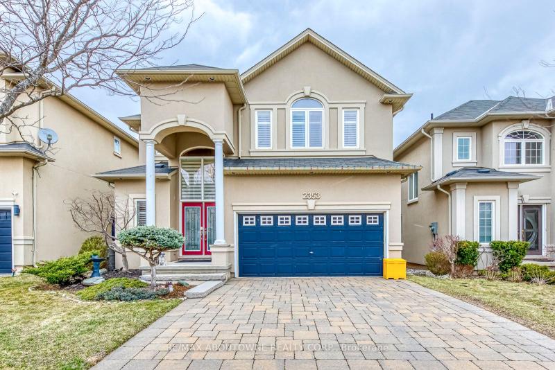 Property W12053249 - Image 1