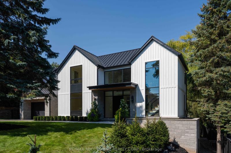 Property W12114331 - Image 1