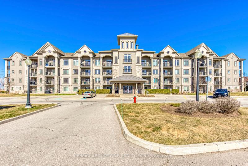 Property W12137334 - Image 1