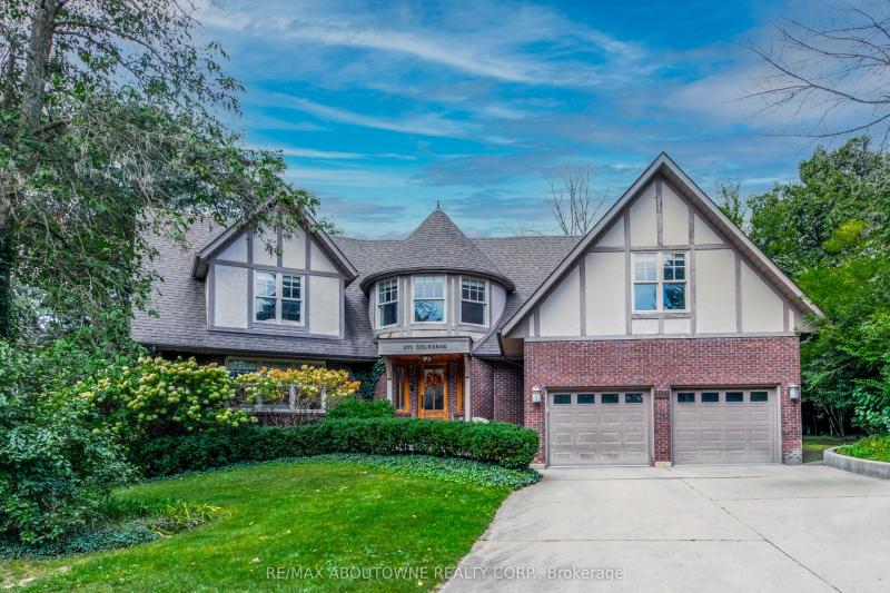 Property W12138044 - Image 1