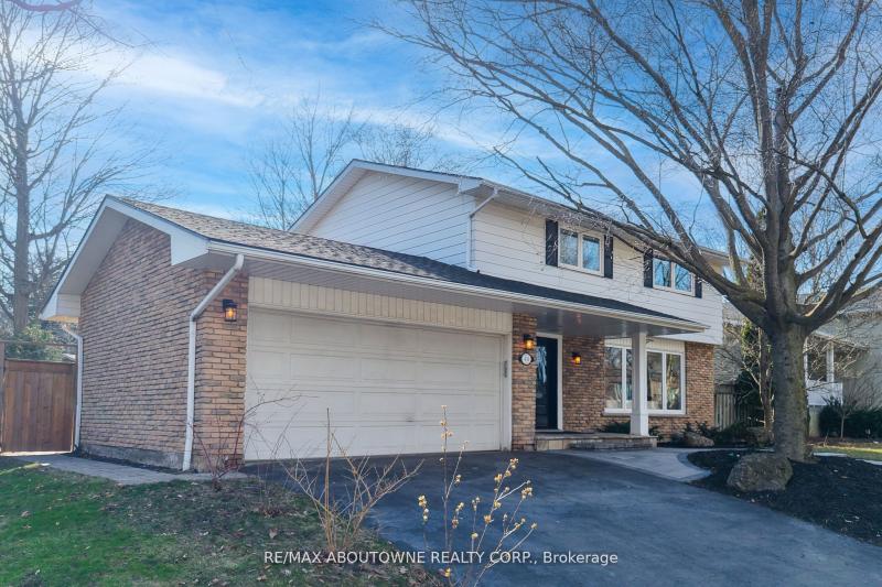 Property W12161941 - Image 1