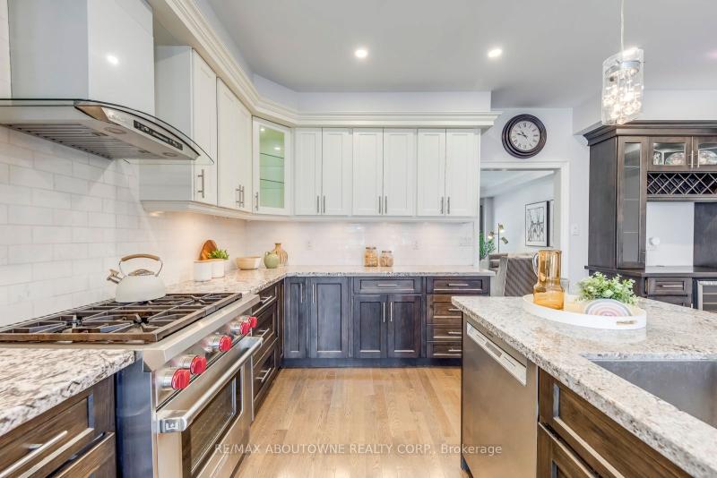 Property W12197546 - Image 1