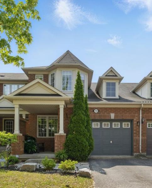 Property W12198973 - Image 1