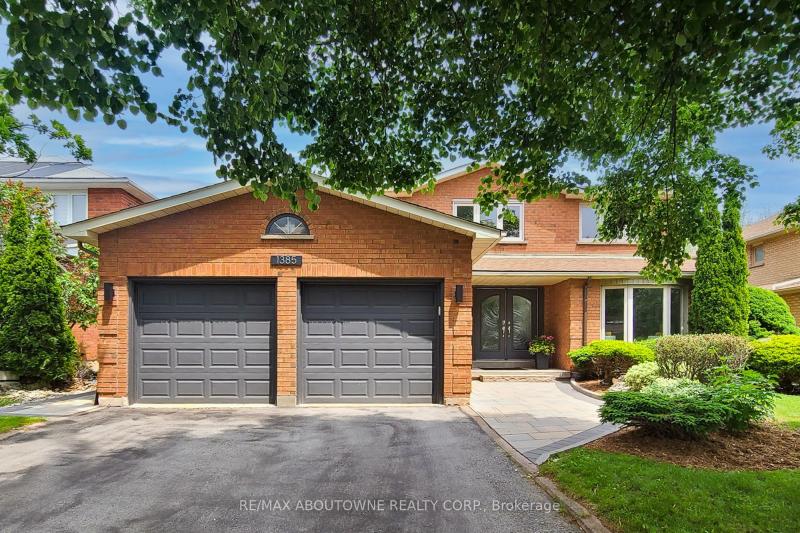 Property W12211467 - Image 2