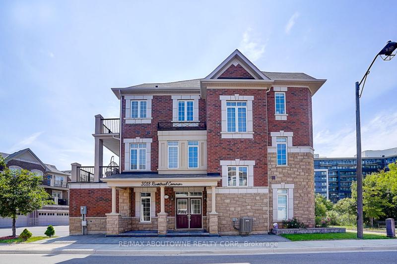 Property W12226474 - Image 1