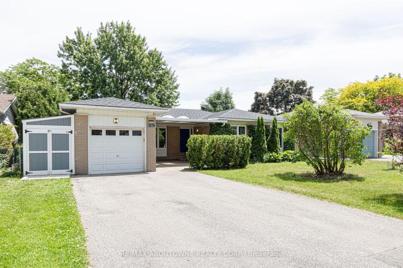 Property W12229899 - Image 1