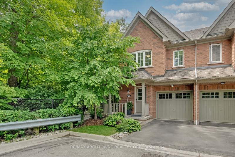 Property W12232627 - Image 1