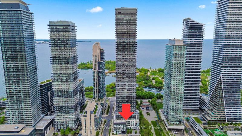 Property W12263120 - Image 1