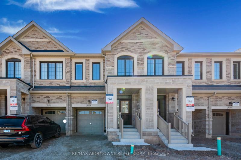 Property W12264726 - Image 1
