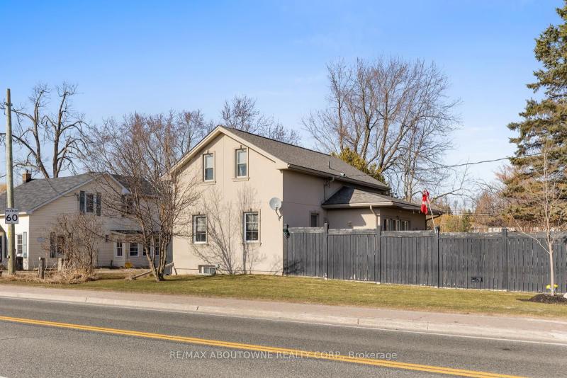 Property W12269803 - Image 1