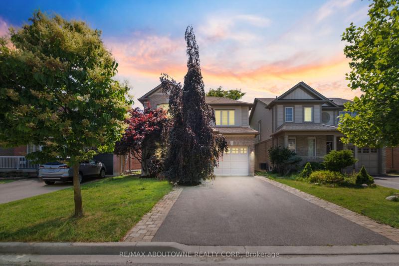 Property W12272306 - Image 1