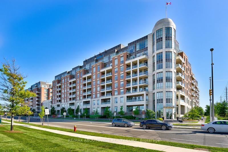 Property W12322092 - Image 1