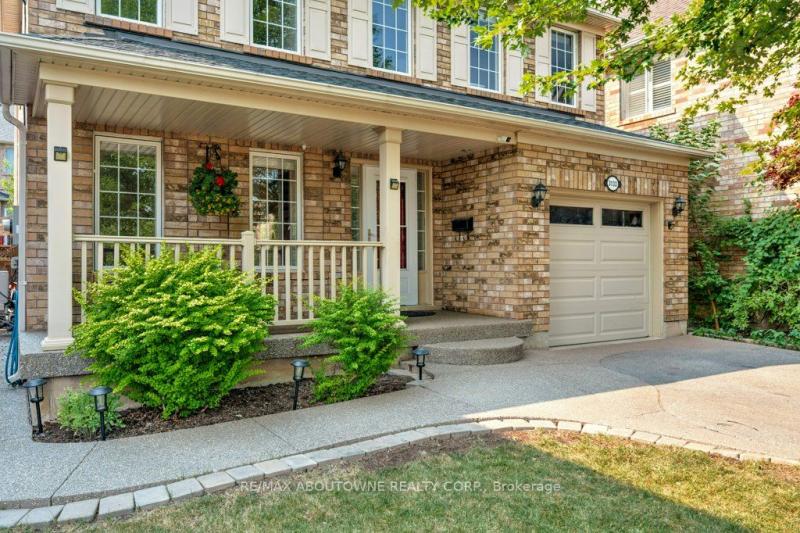 Property W12327388 - Image 1