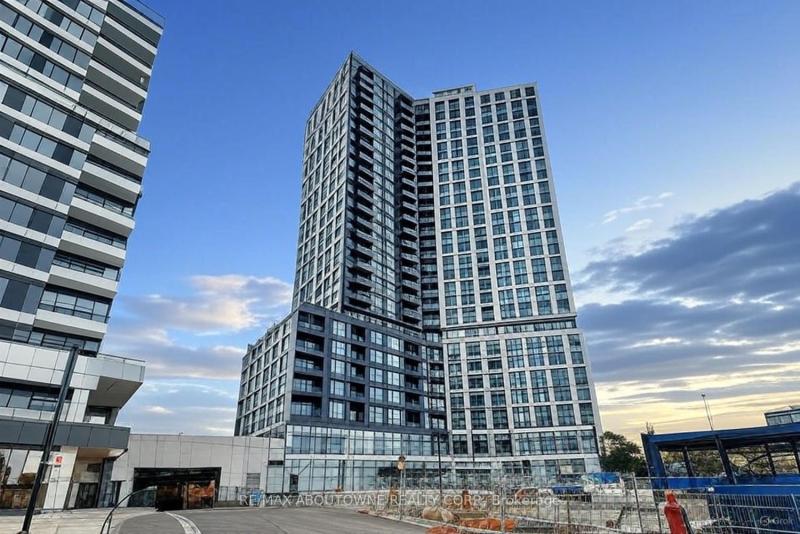 Property W12387478 - Image 1