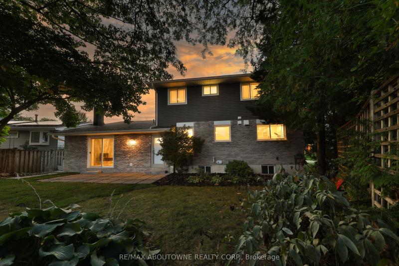 Property W12419254 - Image 1
