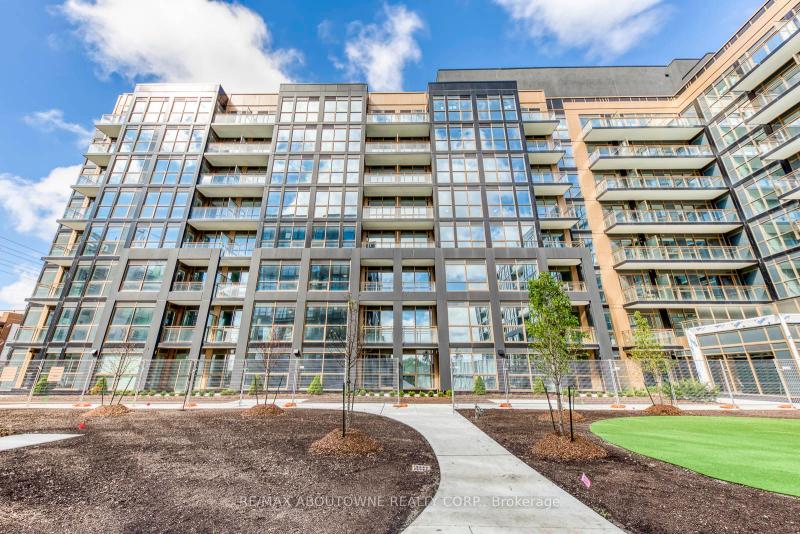 Property W12437604 - Image 1