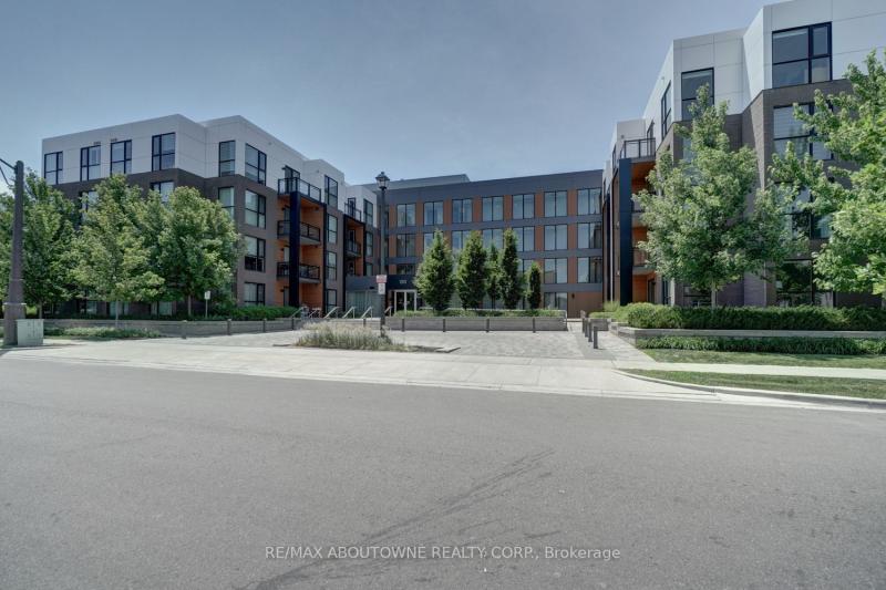 Property W12451700 - Image 1