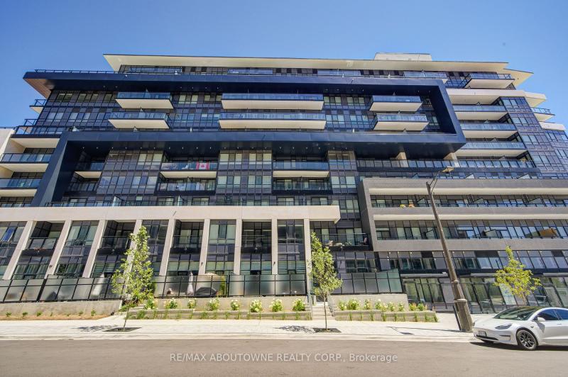 Property W12459484 - Image 1