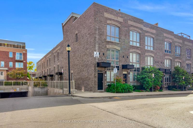 Property W12465959 - Image 1