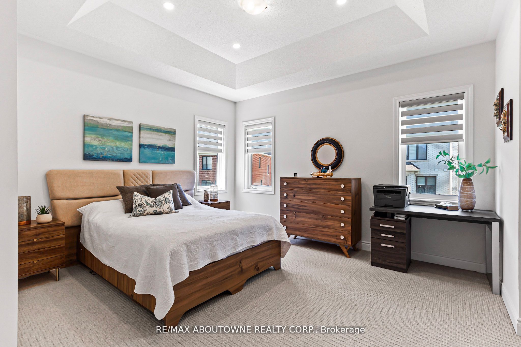 3470 Clayton Trail, Oakville ‣ W12476396 3470 Clayton Trail, Oakville ‣ W12476396