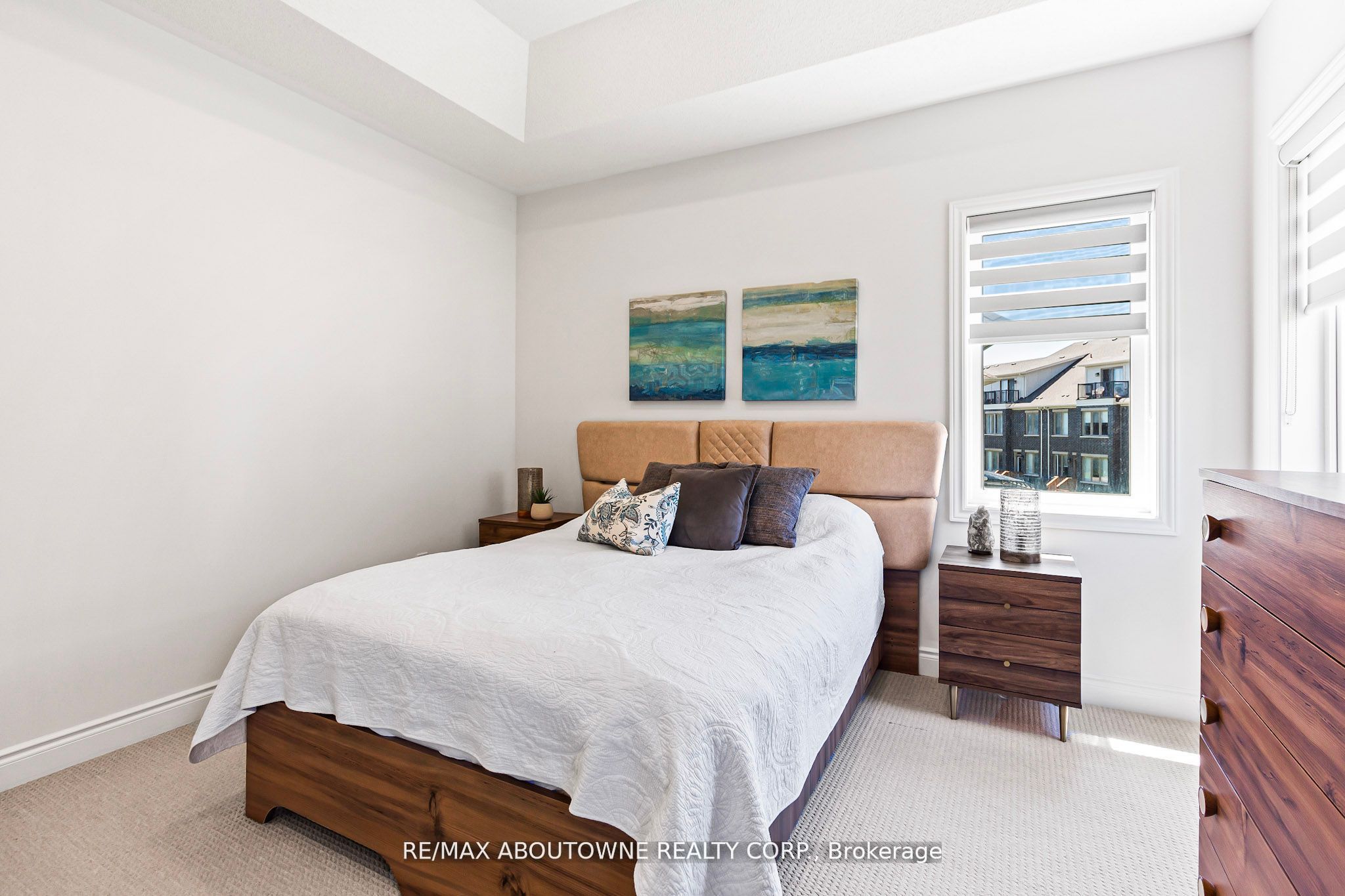 3470 Clayton Trail, Oakville ‣ W12476396 3470 Clayton Trail, Oakville ‣ W12476396