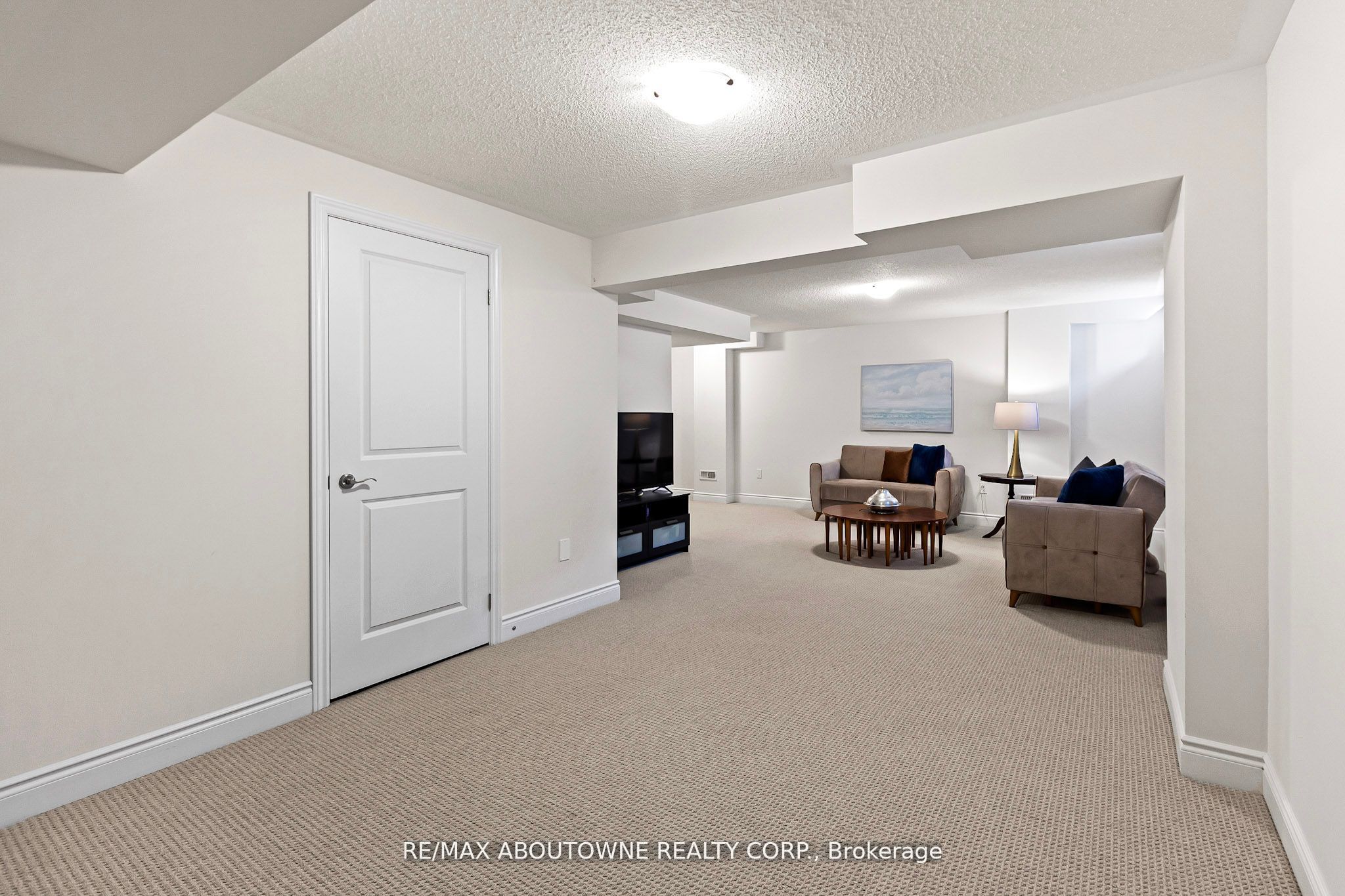 3470 Clayton Trail, Oakville ‣ W12476396 3470 Clayton Trail, Oakville ‣ W12476396