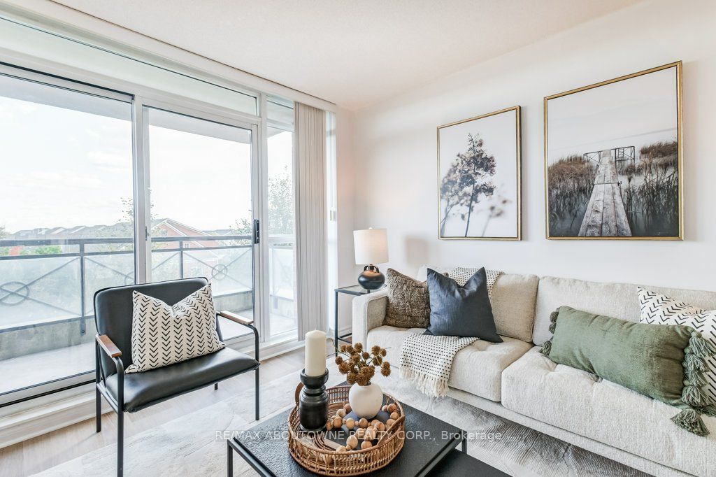 5 – 2325 Central Park Drive, Oakville ‣ W12477053 5 – 2325 Central Park Drive, Oakville ‣ W12477053