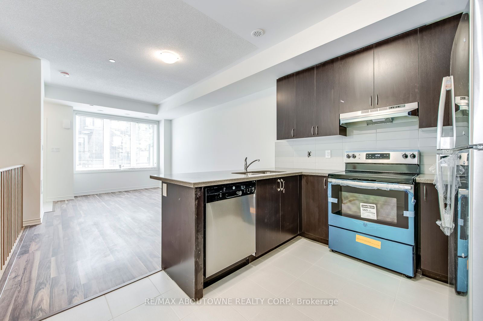15 – 2212 Bromsgrove Road, Mississauga ‣ W12477067 15 – 2212 Bromsgrove Road, Mississauga ‣ W12477067