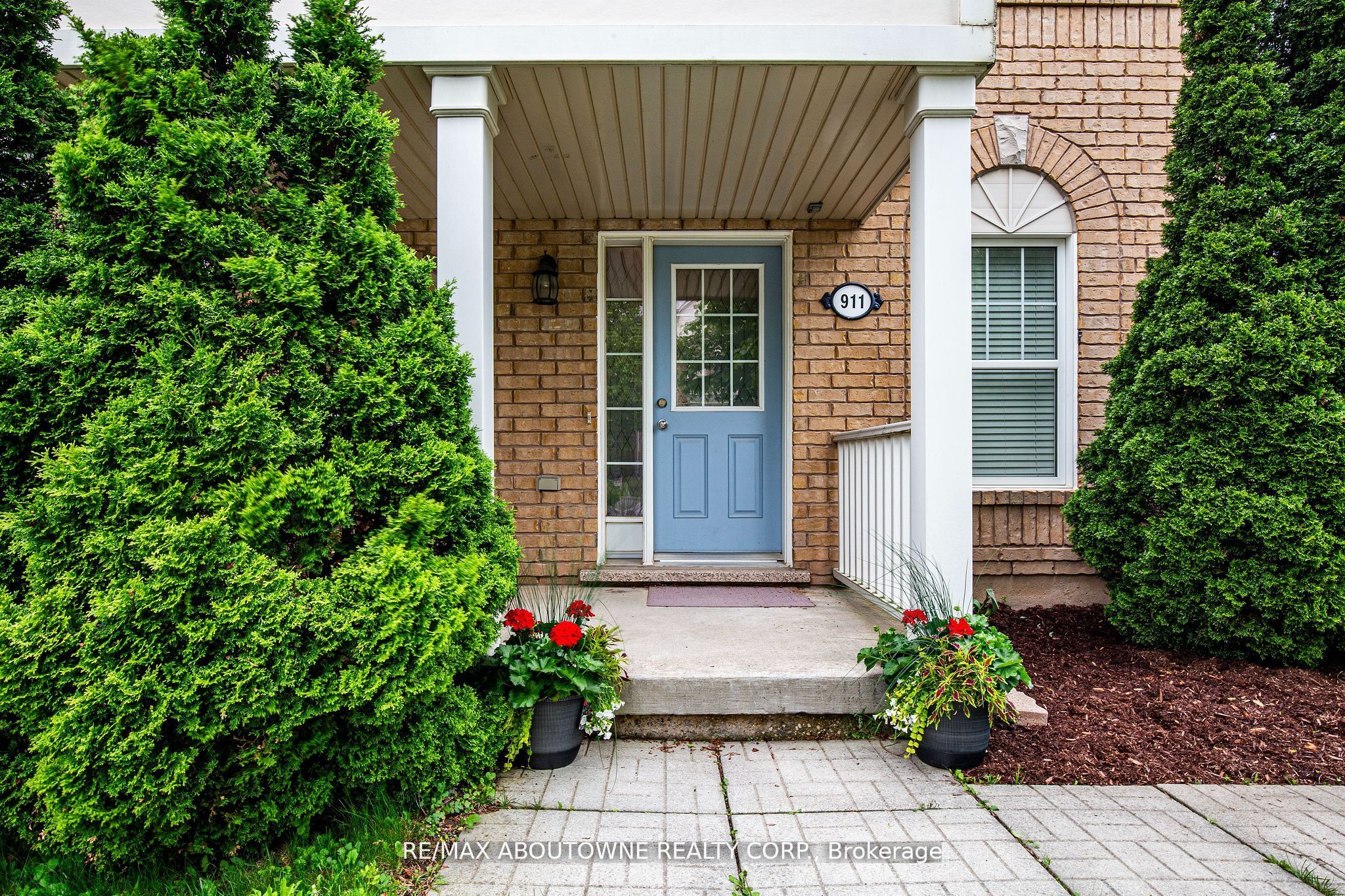 911 Deverell Place, Milton ‣ W12478073 911 Deverell Place, Milton ‣ W12478073