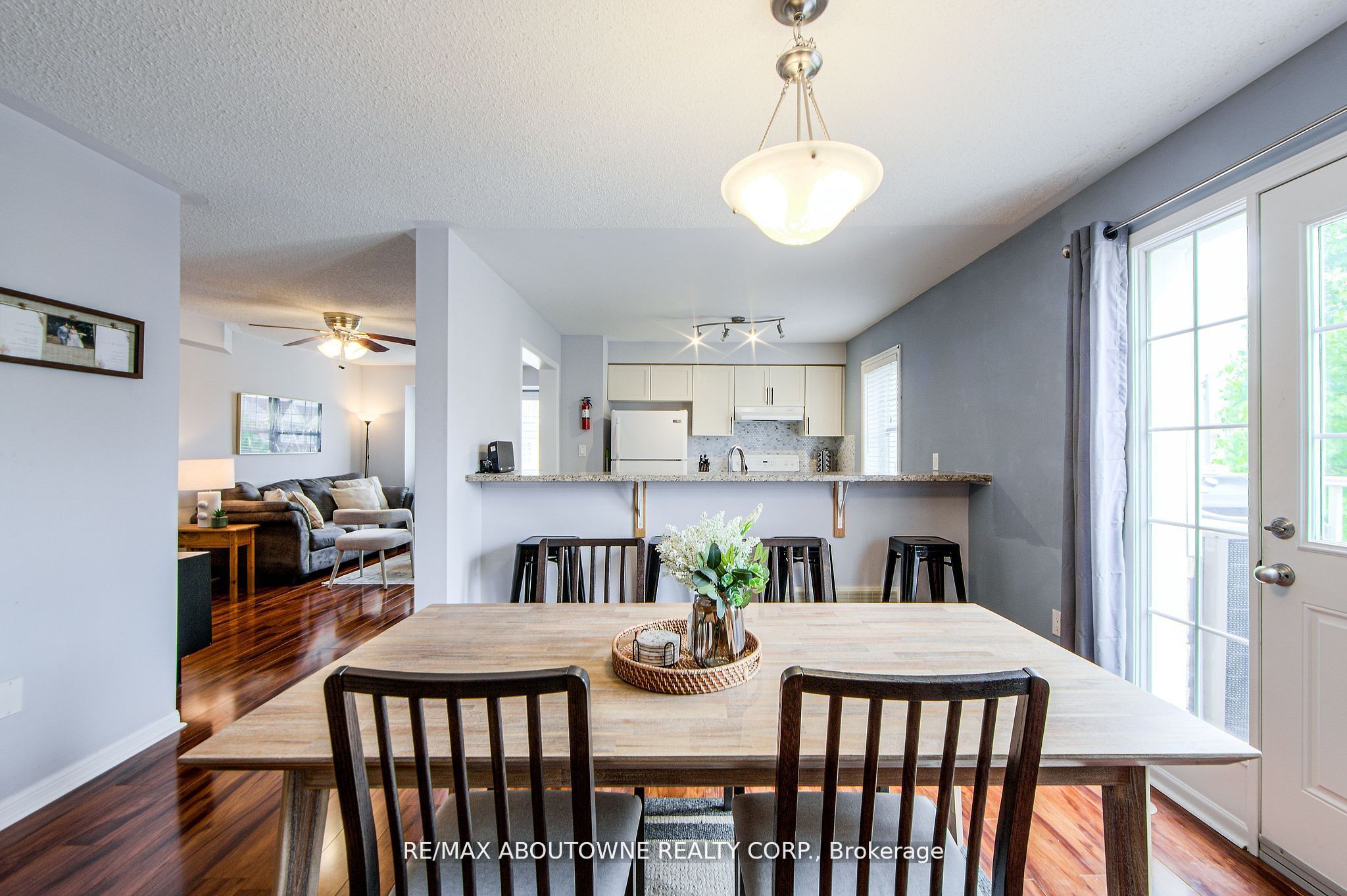 911 Deverell Place, Milton ‣ W12478073 911 Deverell Place, Milton ‣ W12478073