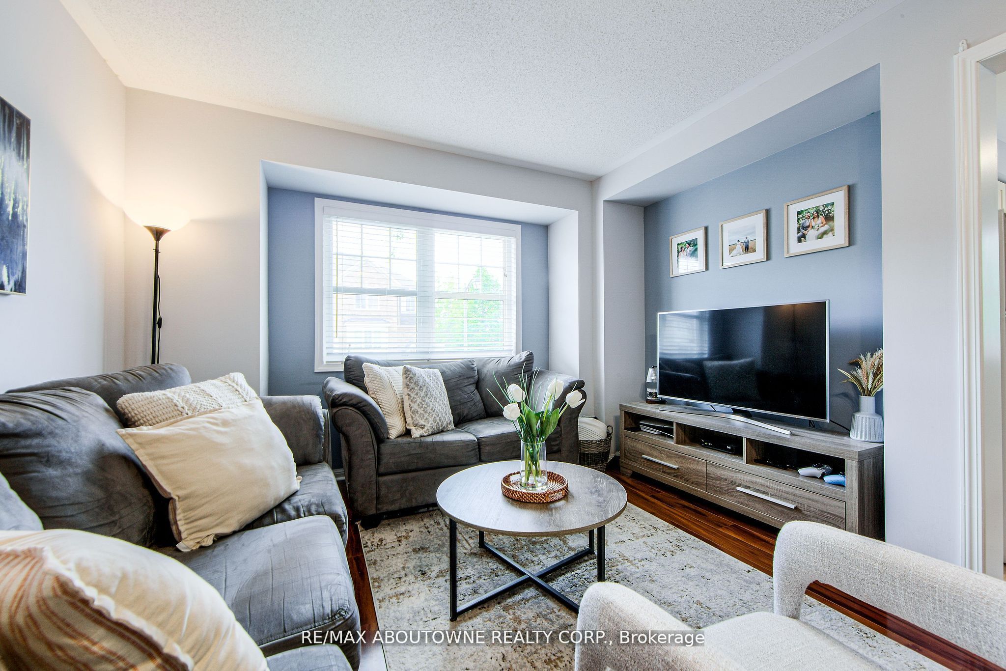 911 Deverell Place, Milton ‣ W12478073 911 Deverell Place, Milton ‣ W12478073