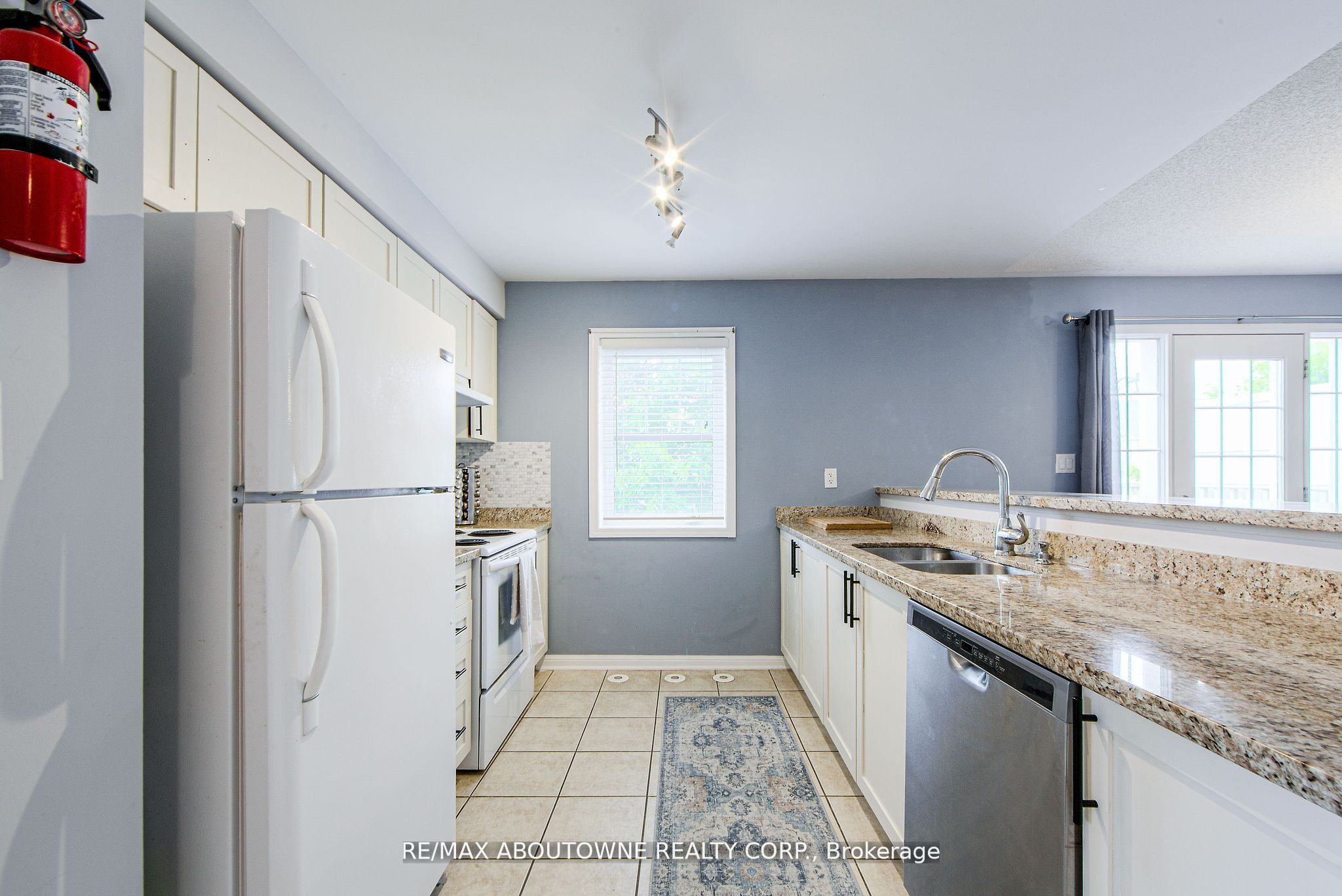 911 Deverell Place, Milton ‣ W12478073 911 Deverell Place, Milton ‣ W12478073