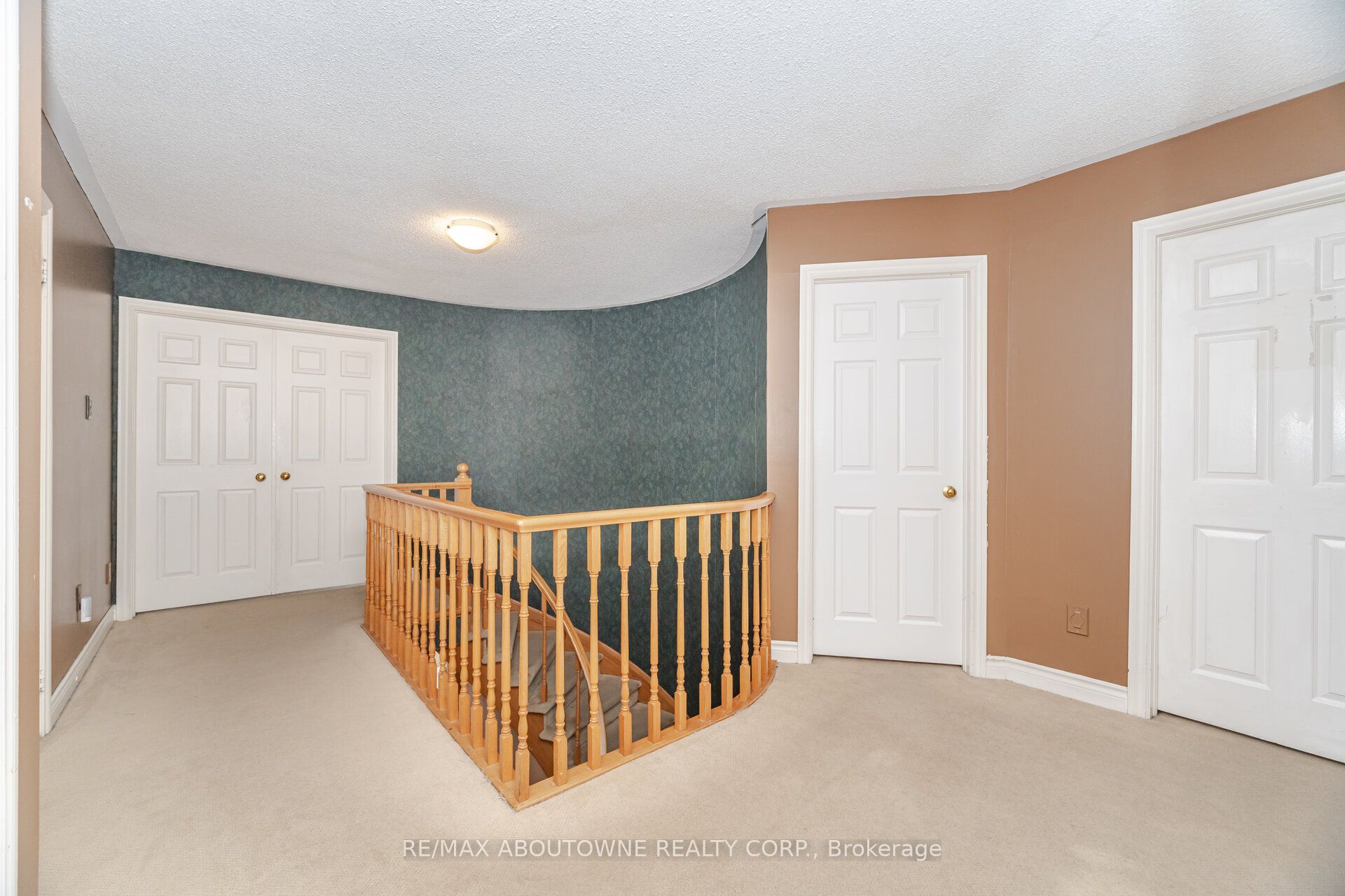 3704 Ketchum Court, Mississauga ‣ W12480590 3704 Ketchum Court, Mississauga ‣ W12480590