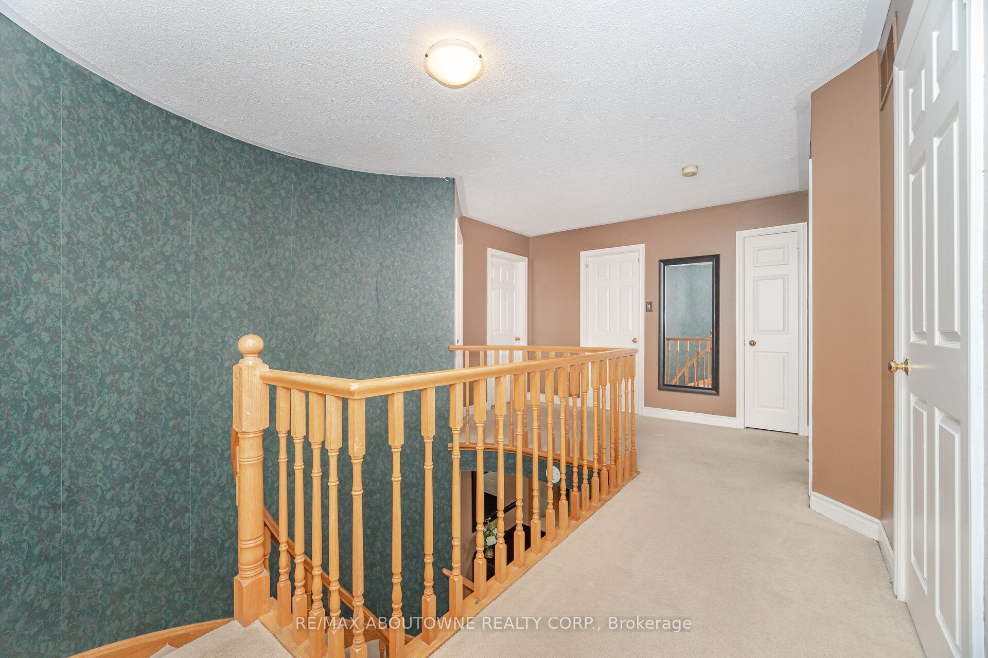 3704 Ketchum Court, Mississauga ‣ W12480590 3704 Ketchum Court, Mississauga ‣ W12480590