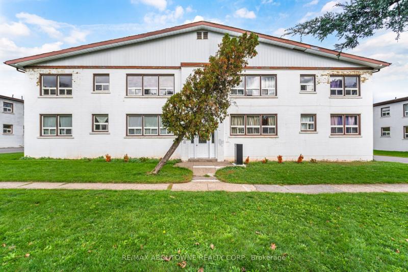1031 Churchill Avenue, Oakville