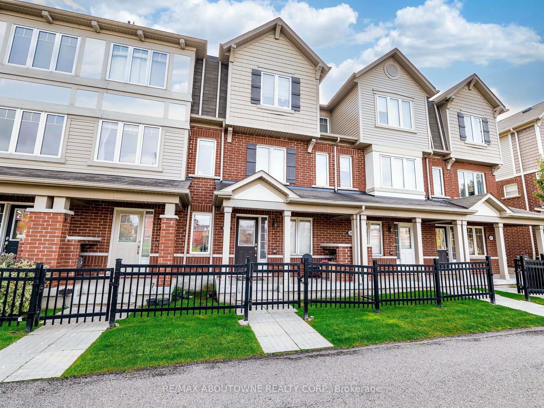6020 Derry Road, Milton ‣ W12482723 6020 Derry Road, Milton ‣ W12482723