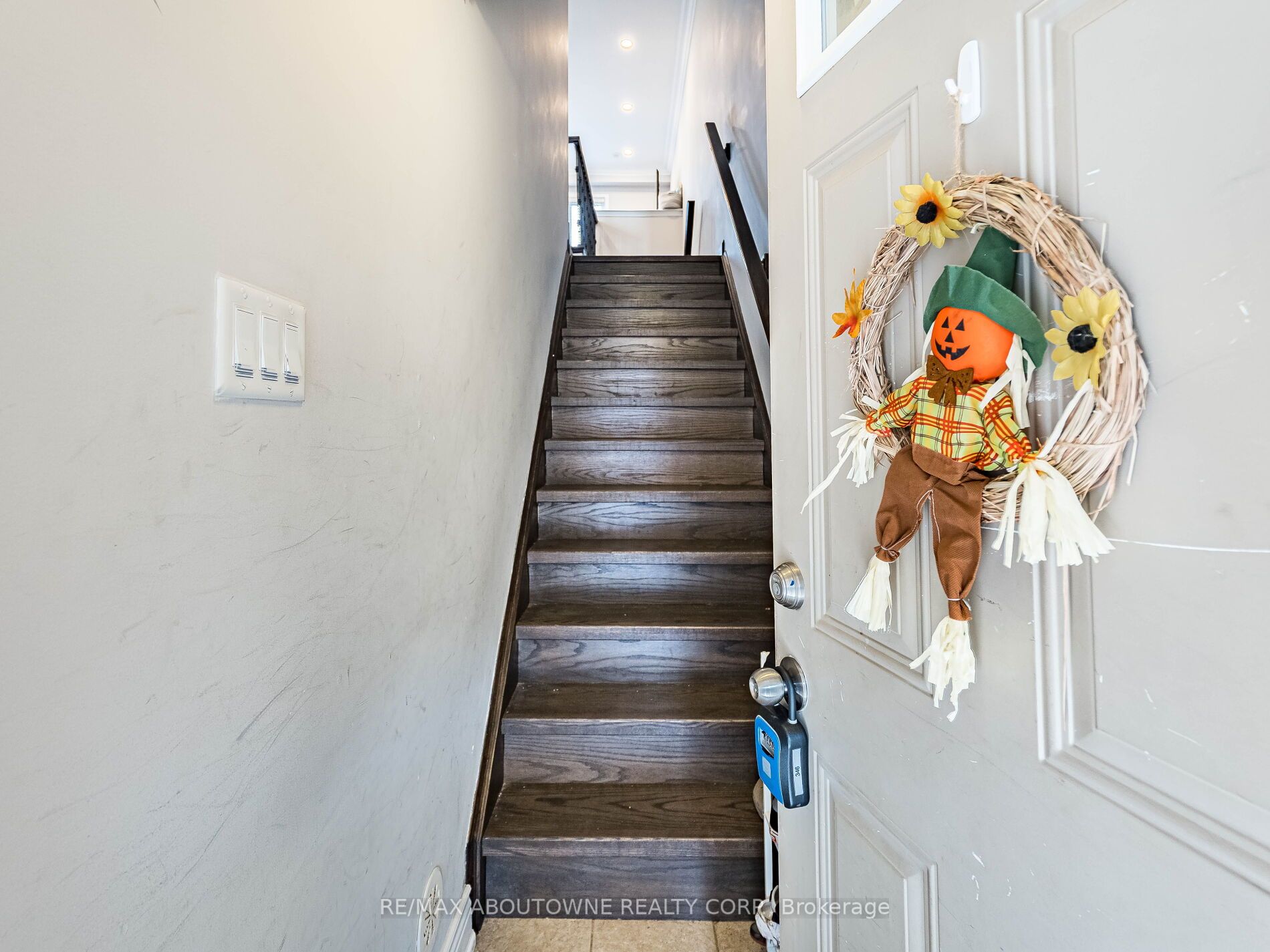 6020 Derry Road, Milton ‣ W12482723 6020 Derry Road, Milton ‣ W12482723