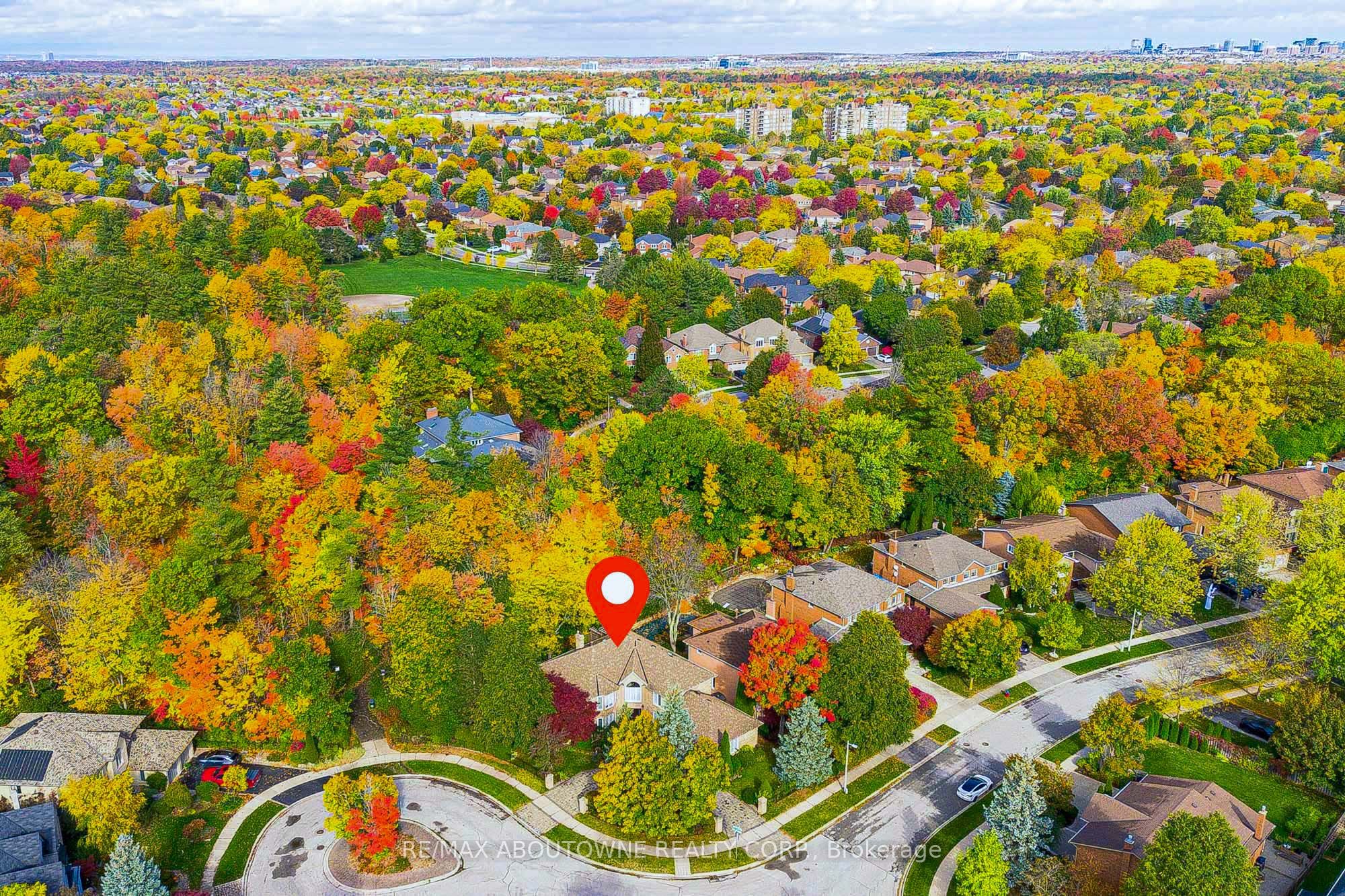 1248 Old Colony Road, Oakville ‣ W12485195 1248 Old Colony Road, Oakville ‣ W12485195