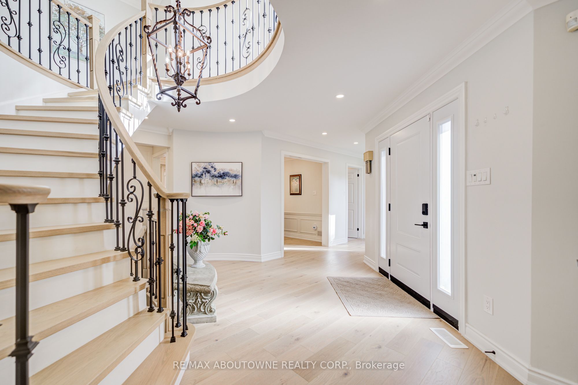 1248 Old Colony Road, Oakville ‣ W12485195 1248 Old Colony Road, Oakville ‣ W12485195