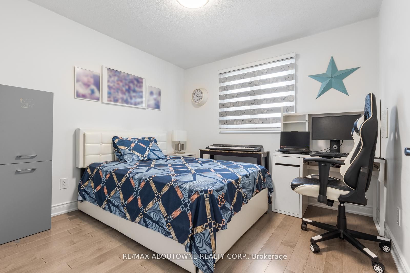 1118 Avondale Drive, Oakville ‣ W12485320 1118 Avondale Drive, Oakville ‣ W12485320