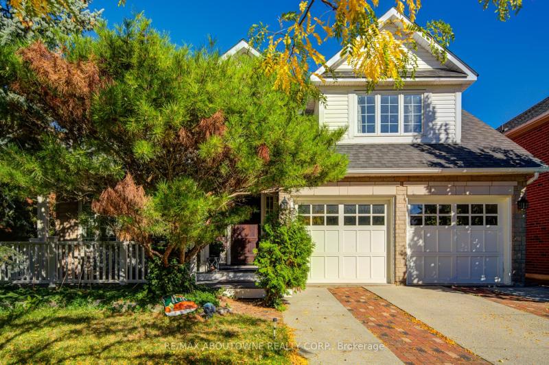 2193 Meadowland Drive, Oakville