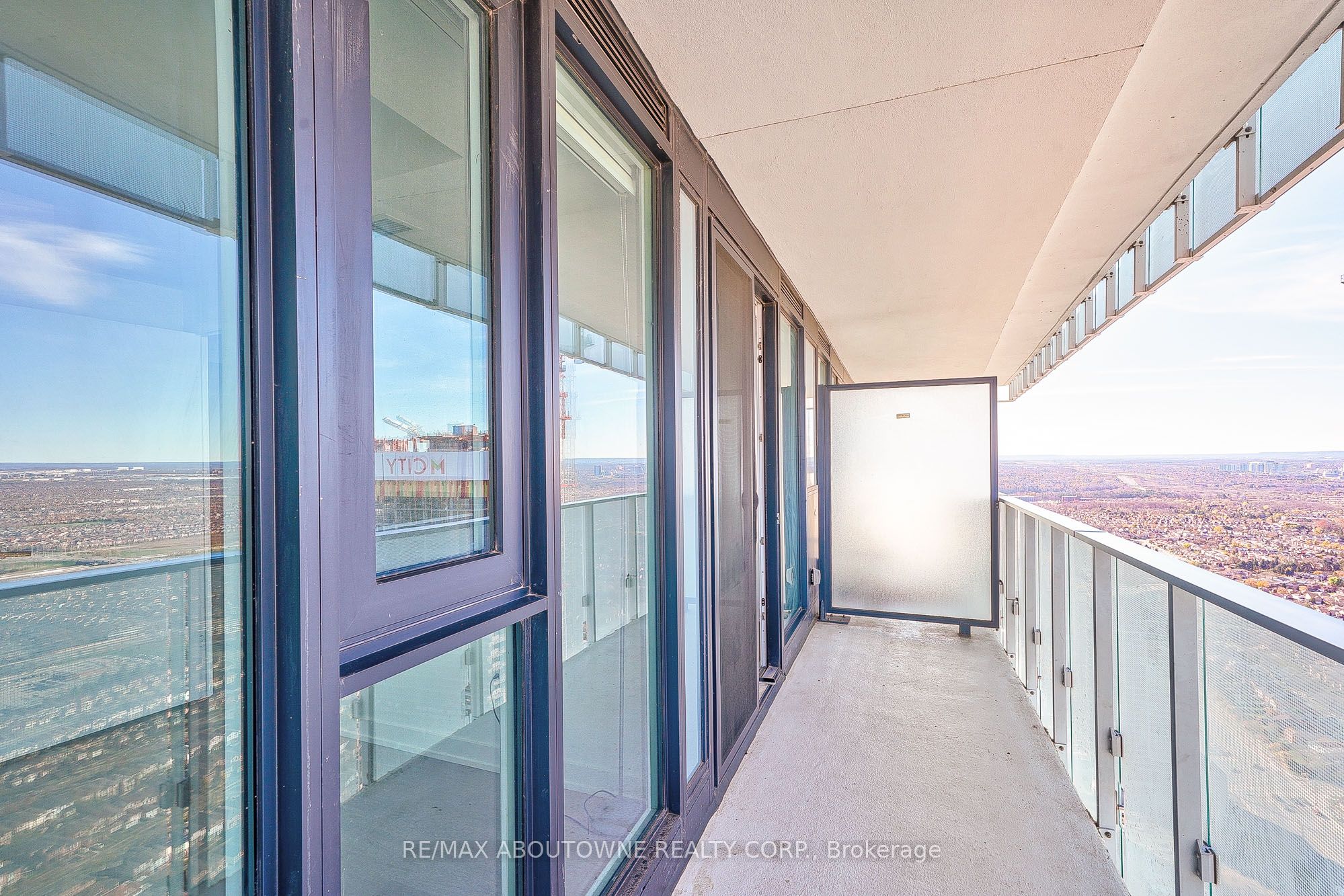 11 – 3883 Quartz Road, Mississauga ‣ W12504406 11 – 3883 Quartz Road, Mississauga ‣ W12504406