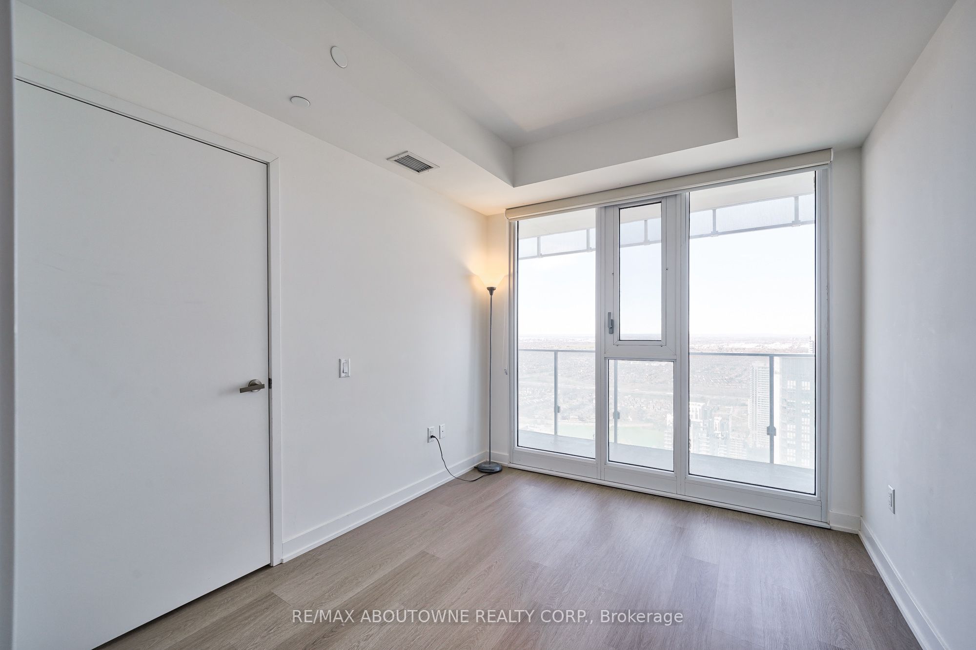 11 – 3883 Quartz Road, Mississauga ‣ W12504406 11 – 3883 Quartz Road, Mississauga ‣ W12504406