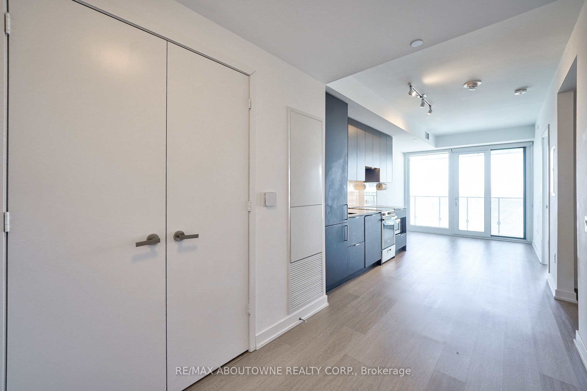 11 – 3883 Quartz Road, Mississauga ‣ W12504406 11 – 3883 Quartz Road, Mississauga ‣ W12504406