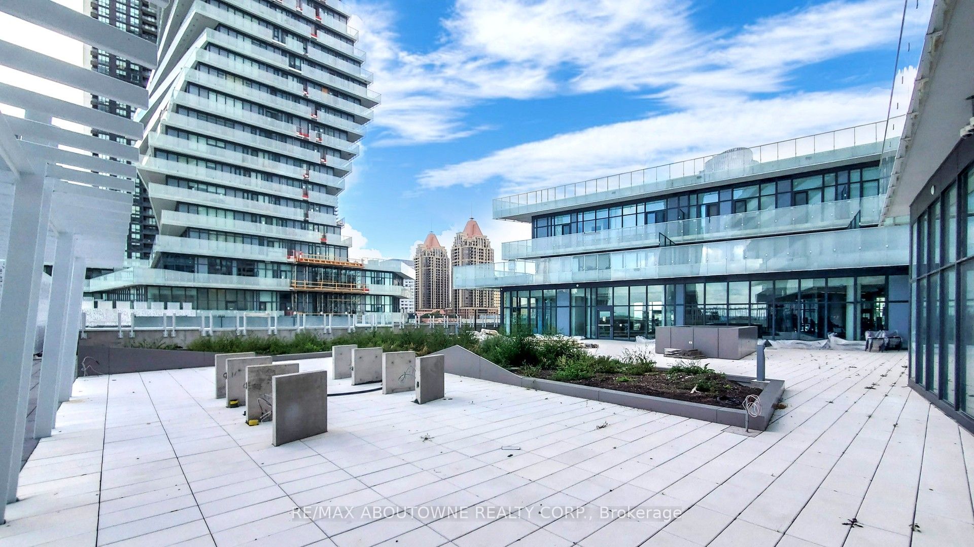 11 – 3883 Quartz Road, Mississauga ‣ W12504406 11 – 3883 Quartz Road, Mississauga ‣ W12504406