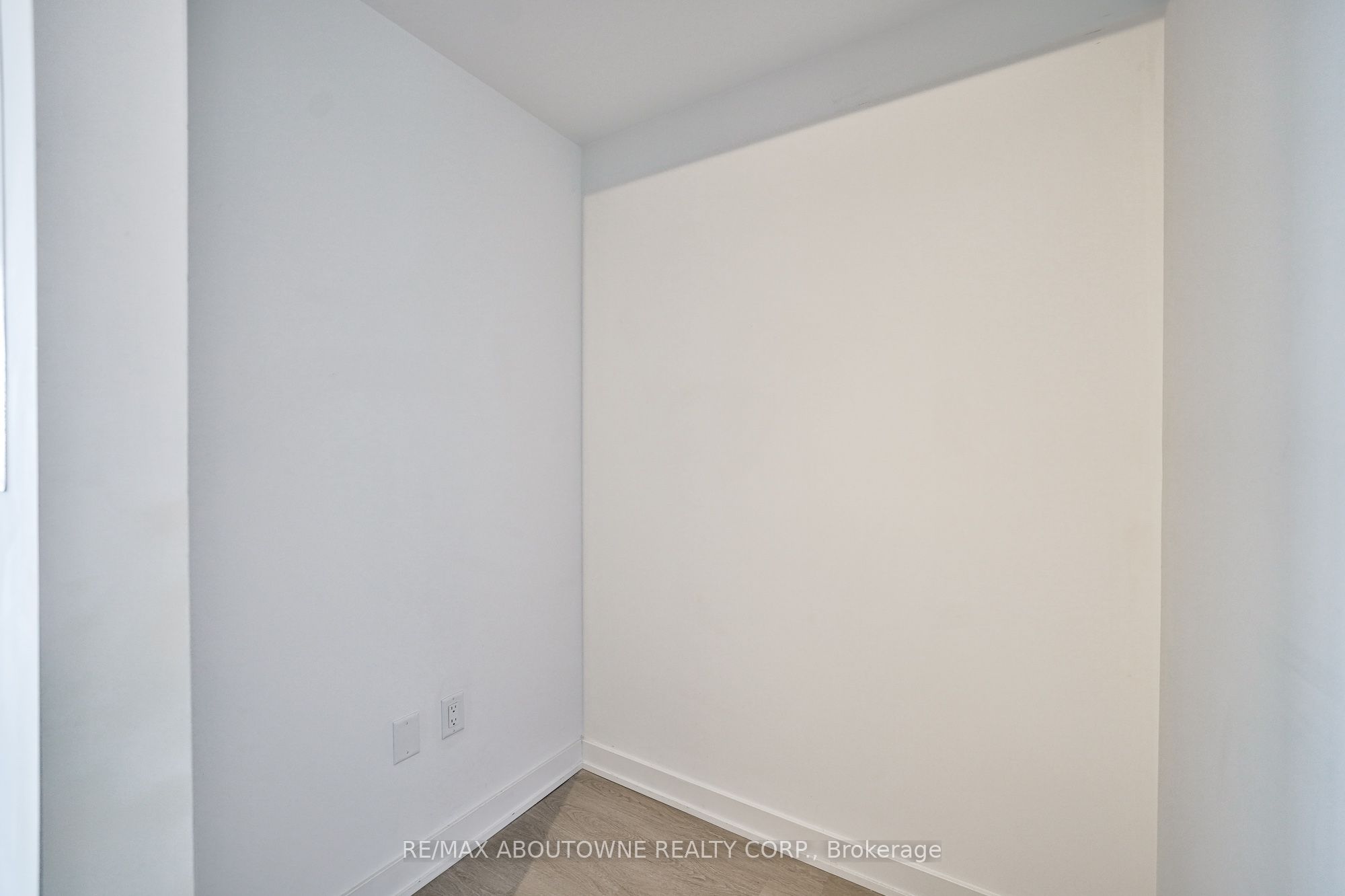 11 – 3883 Quartz Road, Mississauga ‣ W12504406 11 – 3883 Quartz Road, Mississauga ‣ W12504406