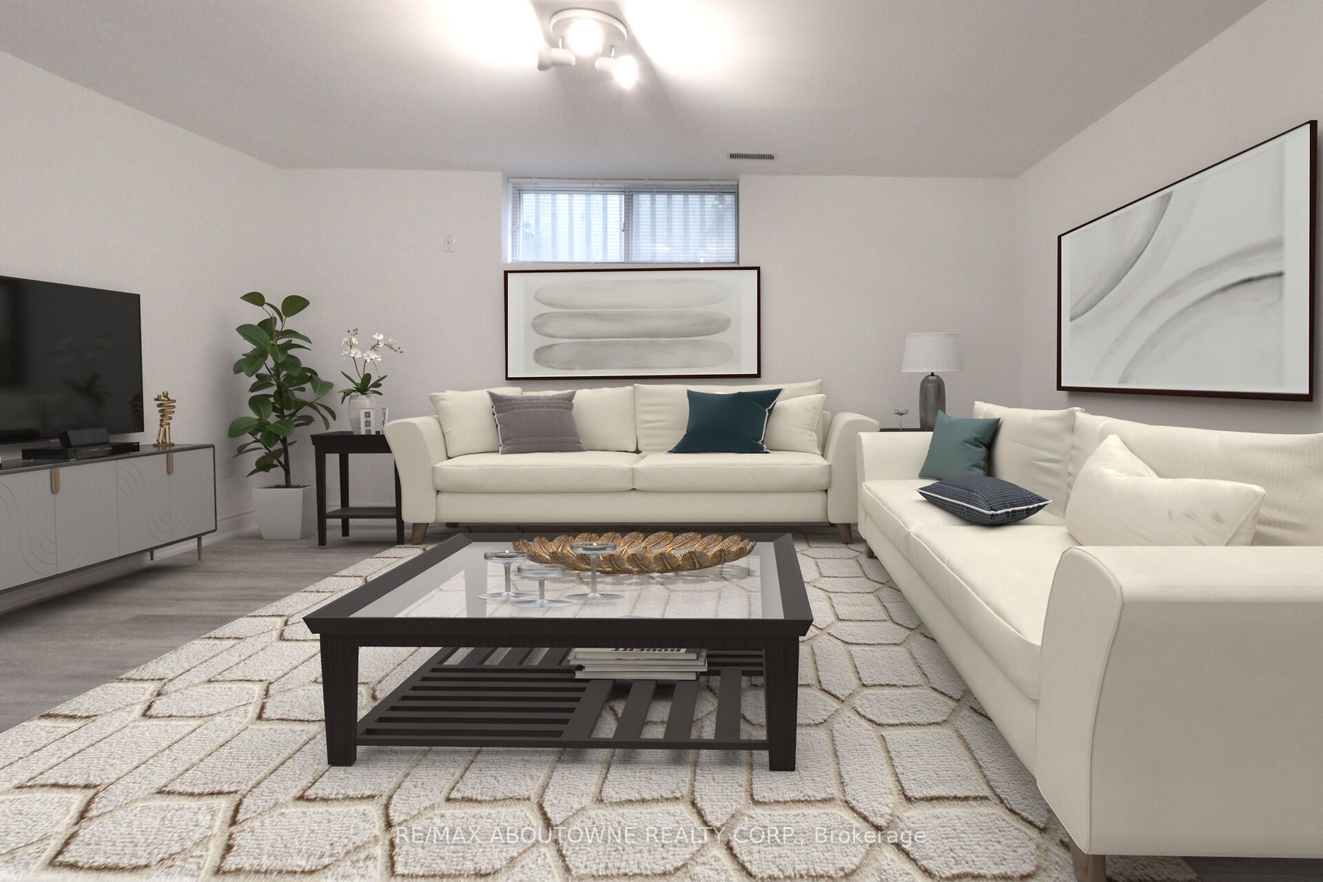 34 Glenmanor Drive, Oakville ‣ W12509616 34 Glenmanor Drive, Oakville ‣ W12509616