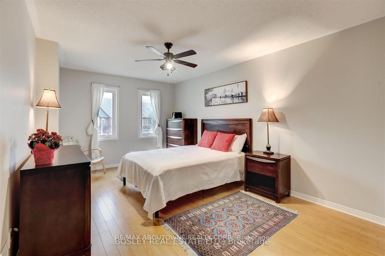 1176 Treetop Terrace, Oakville ‣ W12516664 1176 Treetop Terrace, Oakville ‣ W12516664