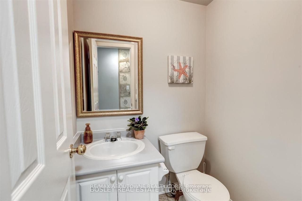 1176 Treetop Terrace, Oakville ‣ W12516664 1176 Treetop Terrace, Oakville ‣ W12516664