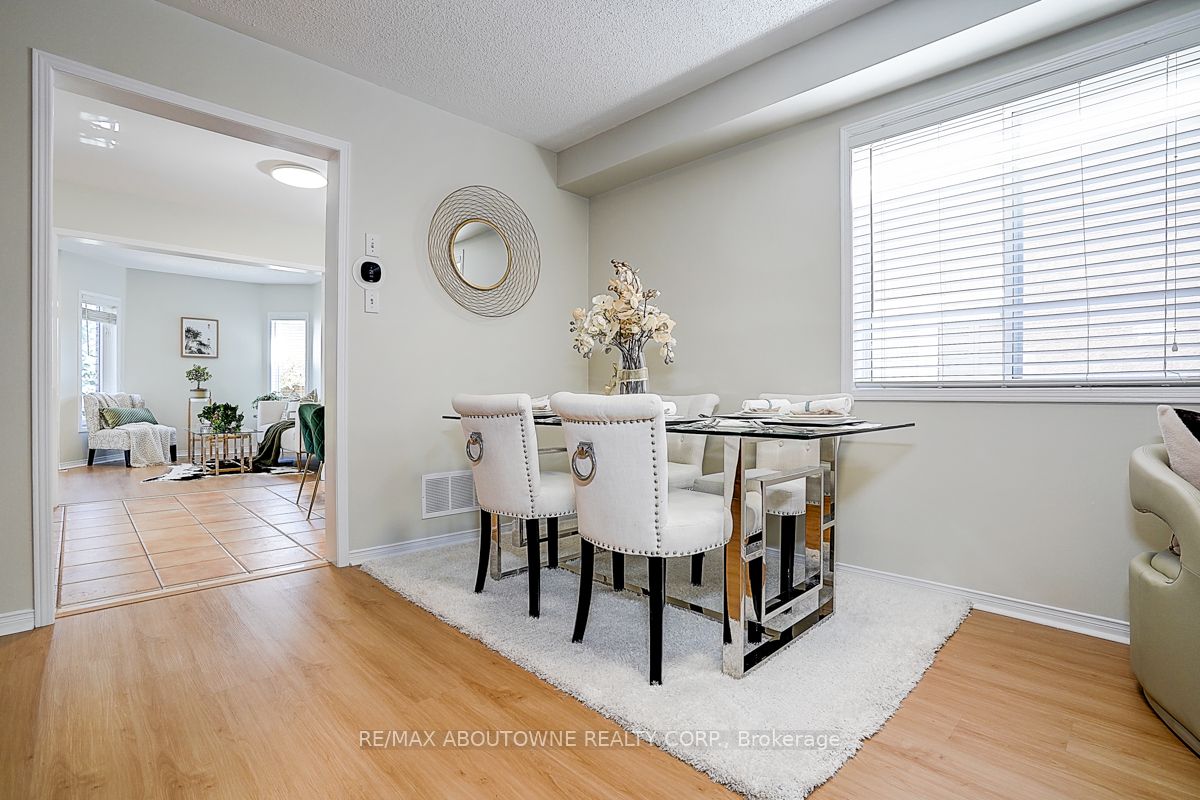 5575 Margarita Crescent, Mississauga ‣ W12522044 5575 Margarita Crescent, Mississauga ‣ W12522044